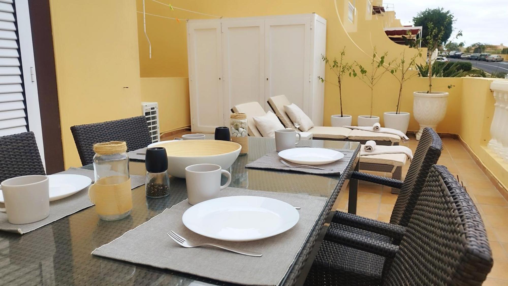 Charming & Sunny Apartment With Ocean View Costa Adeje Dış mekan fotoğraf